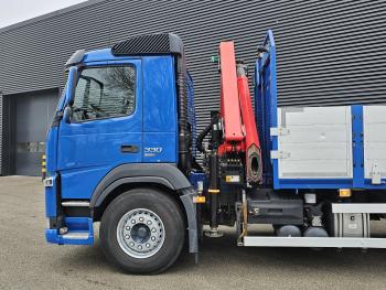 FM 330 4x2 / PALFINGER CRANE / KRAN + TAIL LIFT